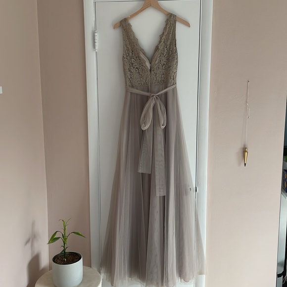 Watters Bridesmaid Dress - Picture 2 of 9